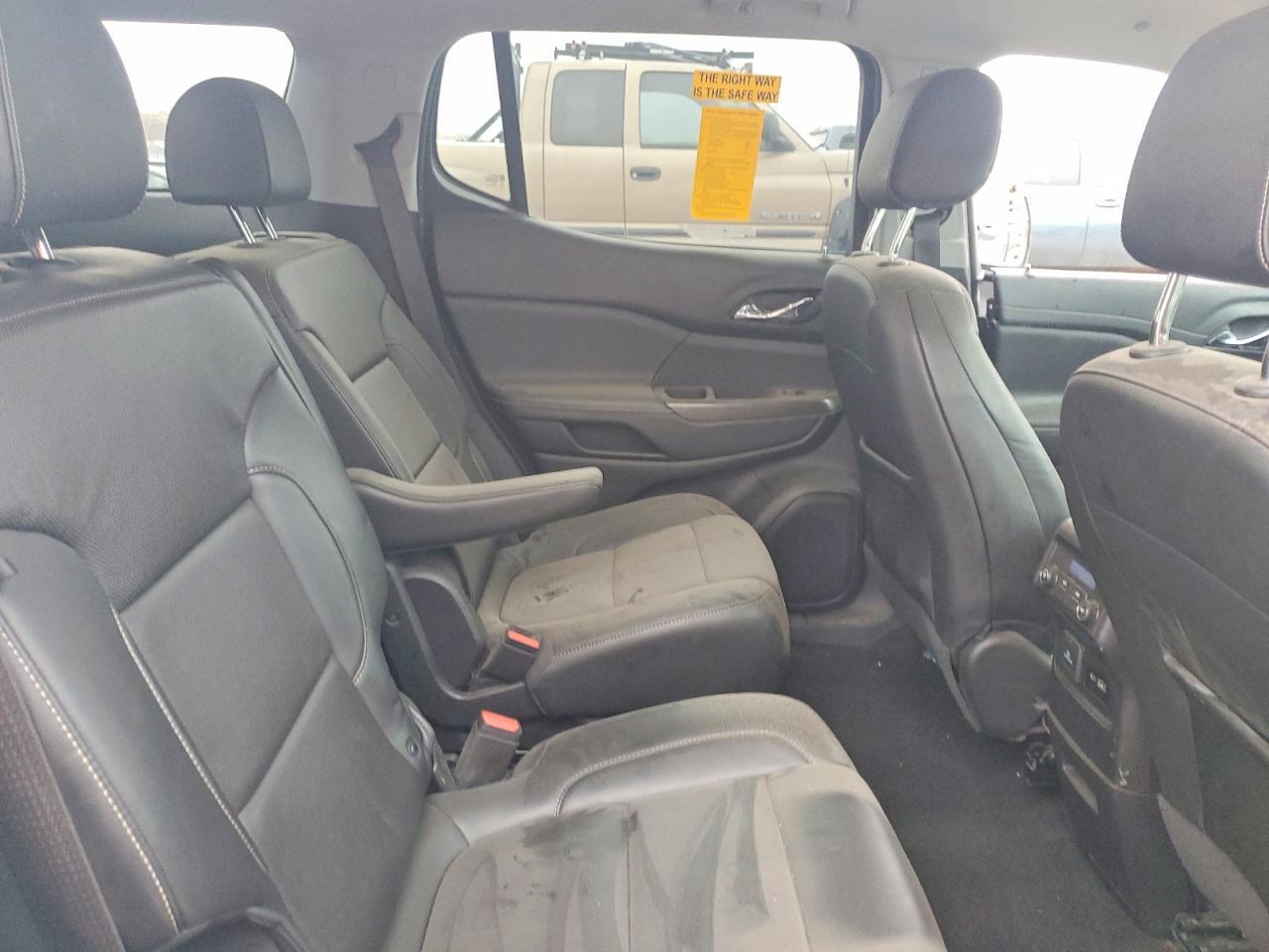 2023 GMC Acadia Slt - zdjęcie 11