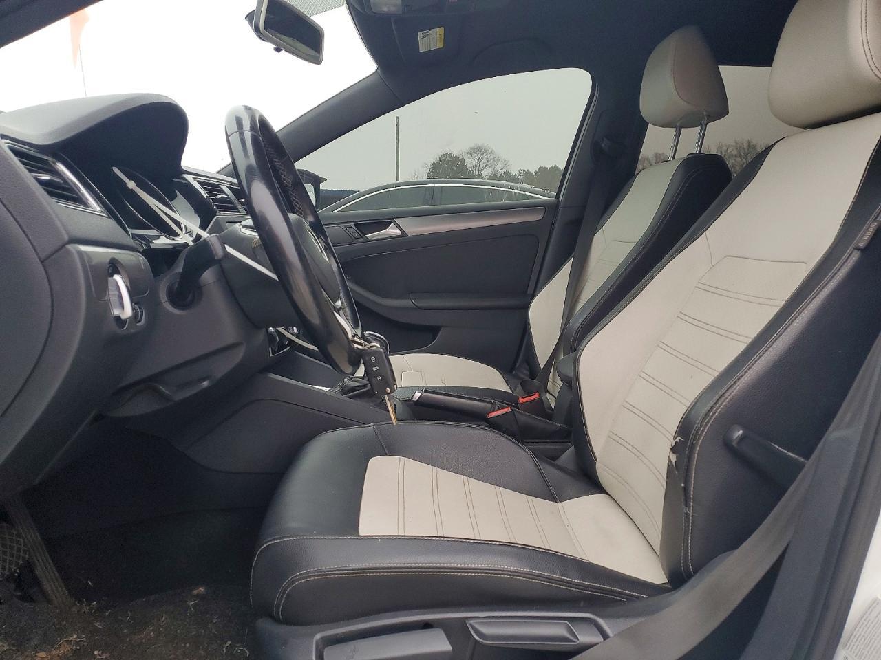 2016 Volkswagen Jetta 1.8T Sport - zdjęcie 7