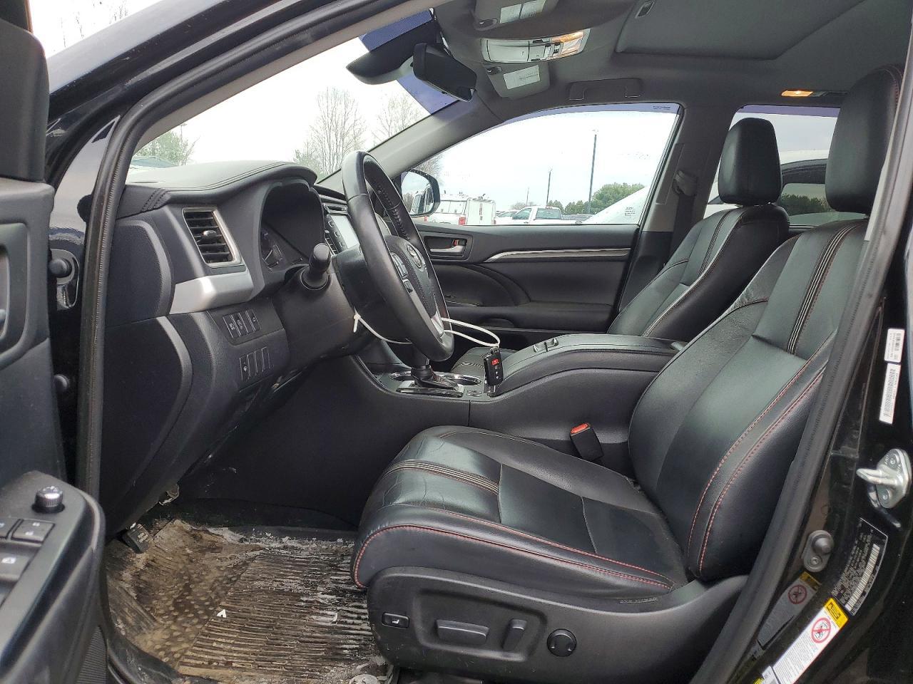 2019 Toyota Highlander Se - zdjęcie 7