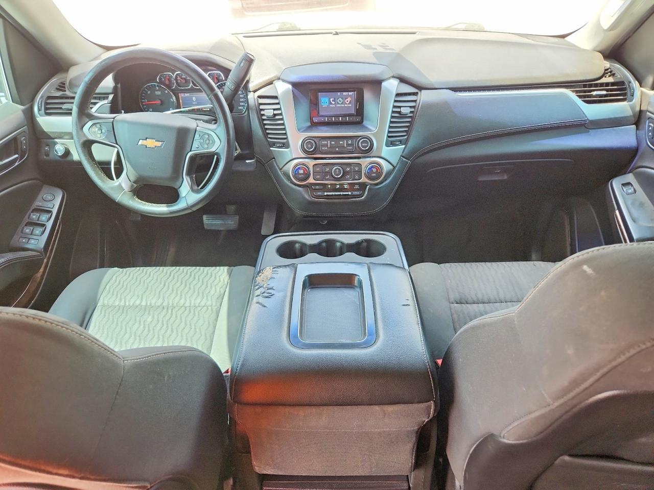 2015 Chevrolet Tahoe C1500 Ls - zdjęcie 8