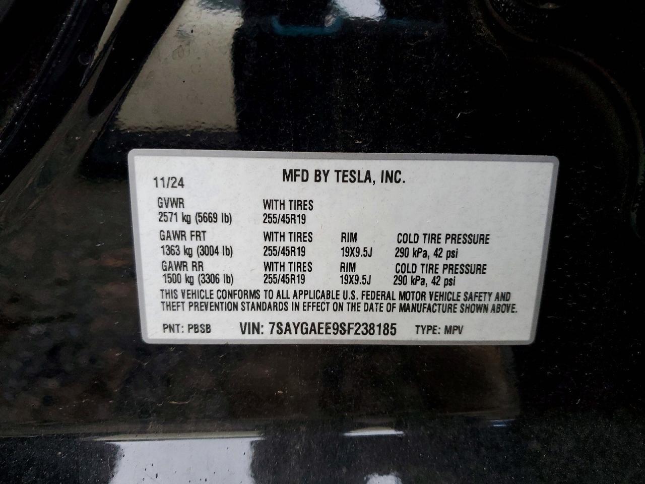 2025 Tesla Model Y - zdjęcie 14