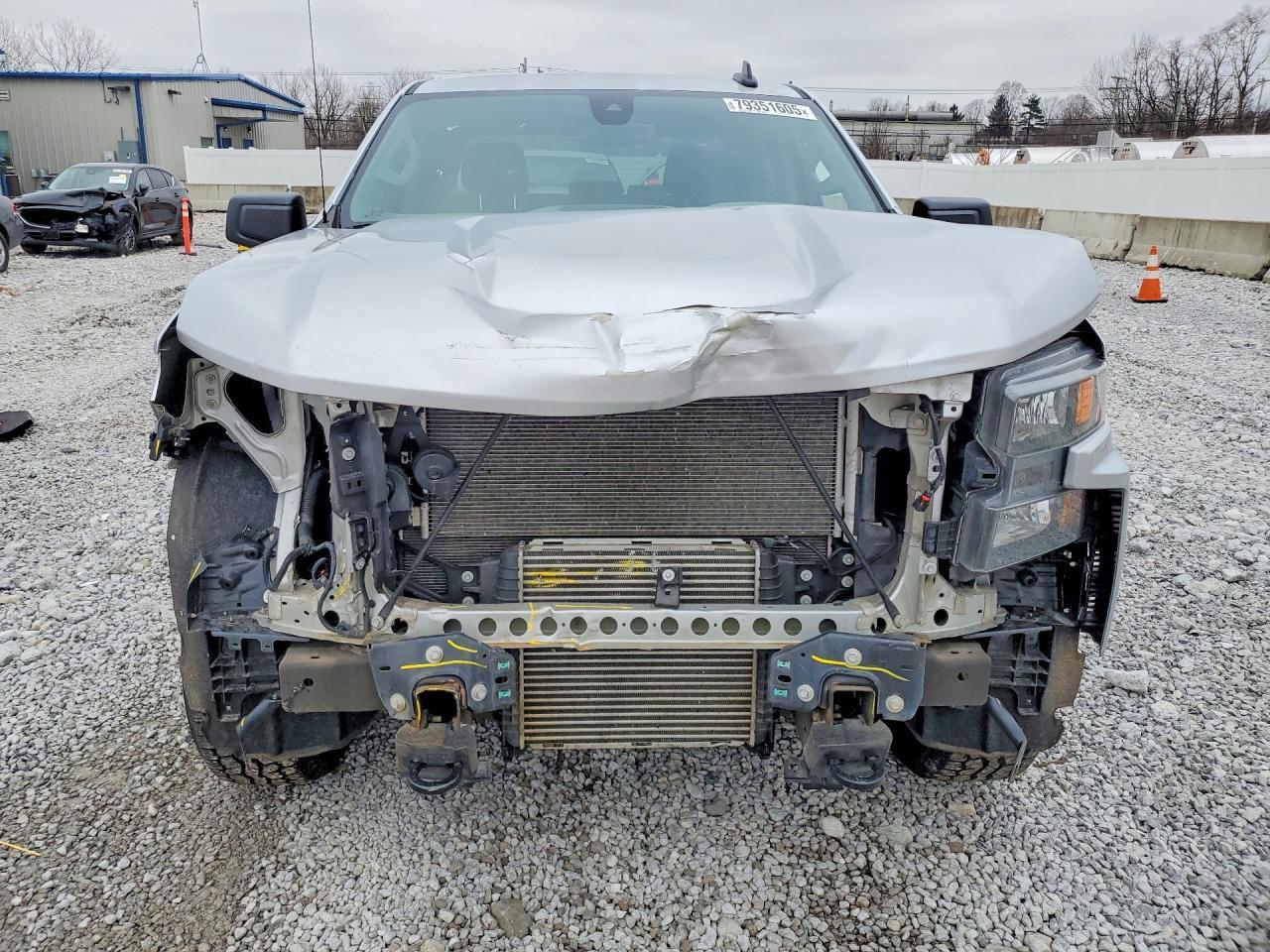 2021 Chevrolet Silverado K1500 Custom - zdjęcie 5