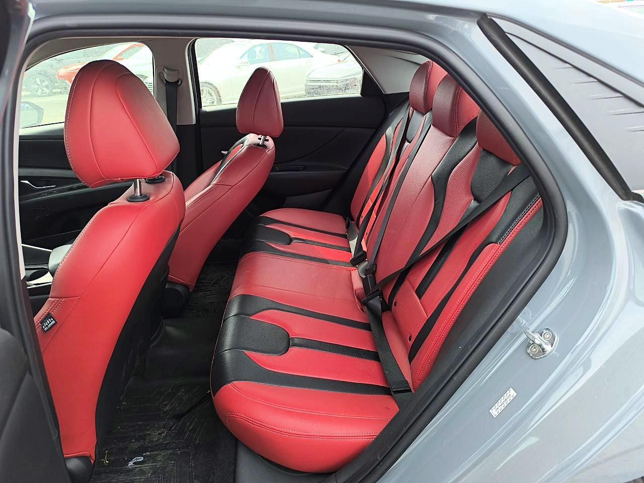 2021 Hyundai Elantra Sel - zdjęcie 11