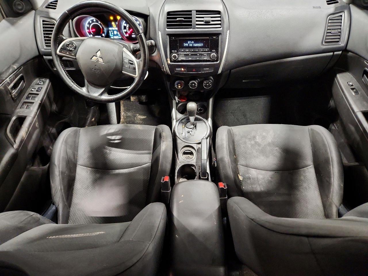 2014 Mitsubishi Outlander Sport Es - zdjęcie 8