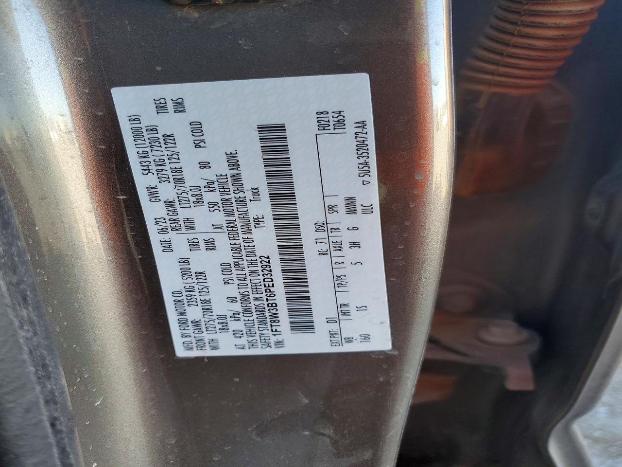 2023 Ford F350 Super Duty - zdjęcie 12