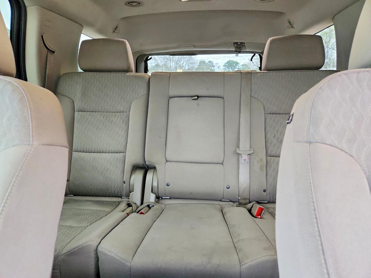 2015 Chevrolet Tahoe C1500 Ls - zdjęcie 10