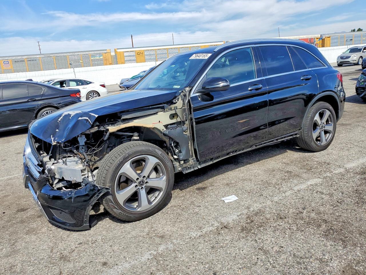 2019 Mercedes-Benz Glc 300 - zdjęcie główne