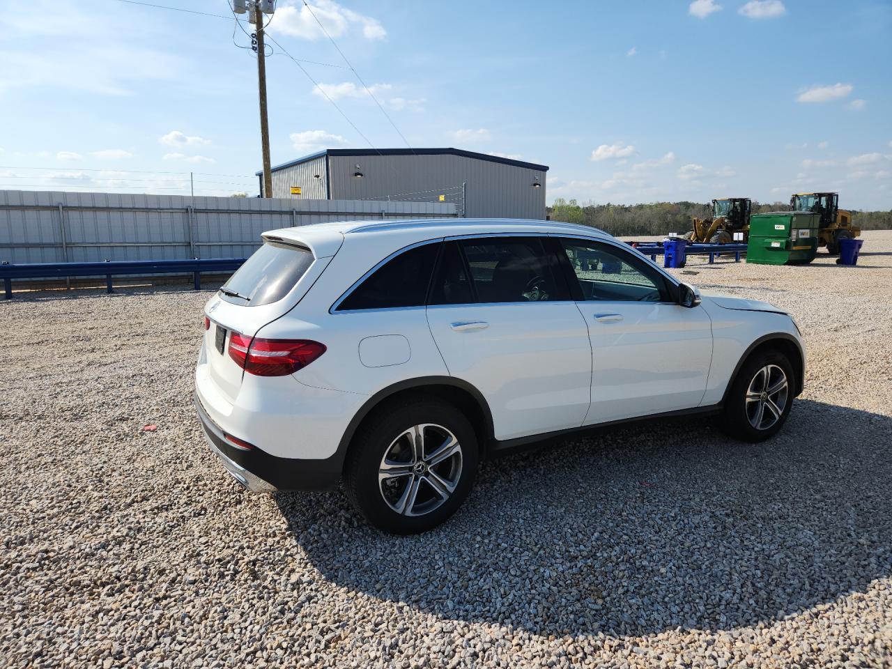 2019 Mercedes-Benz Glc 300 - zdjęcie 3