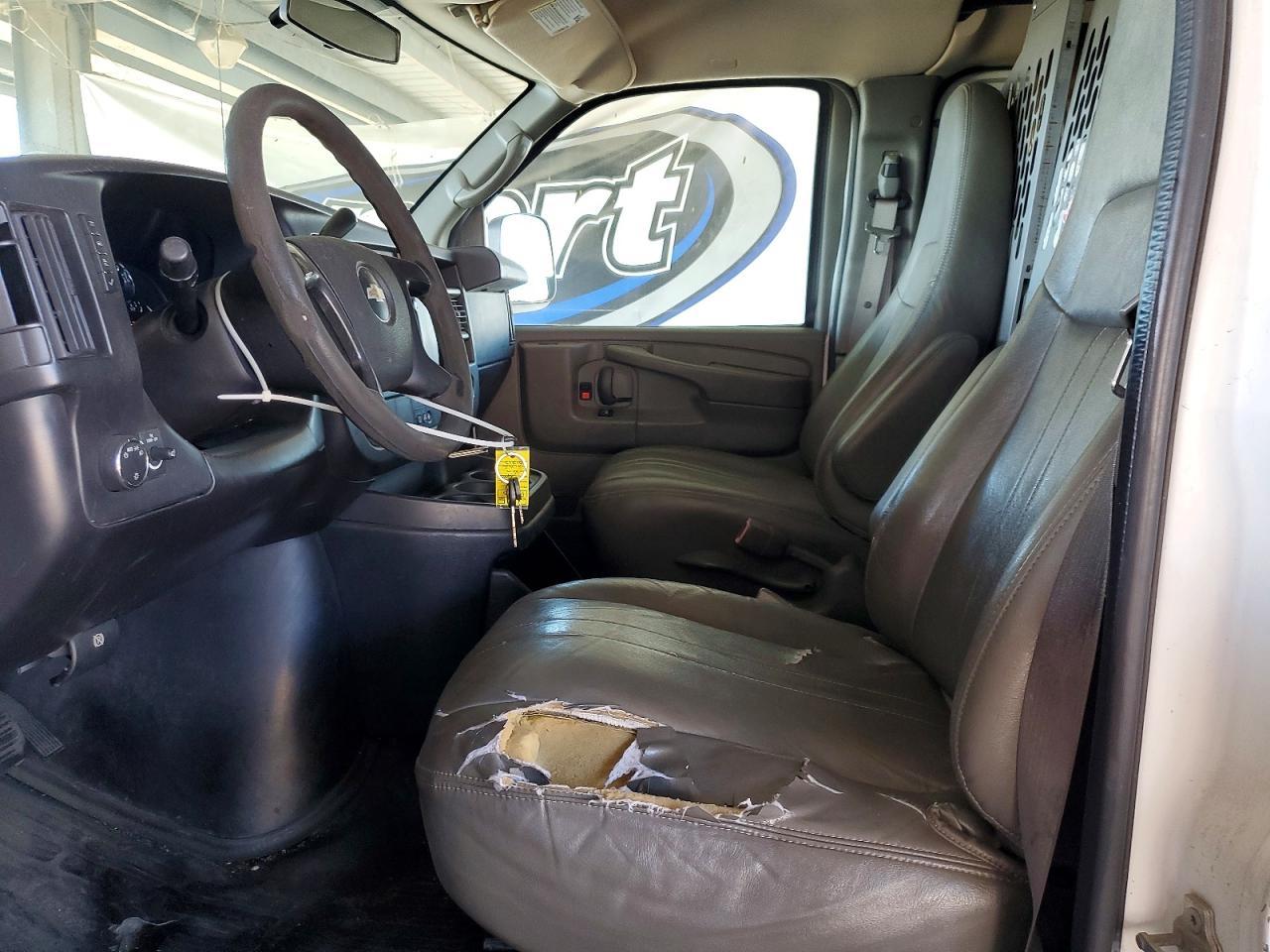 2014 Chevrolet Express G1500 - zdjęcie 7