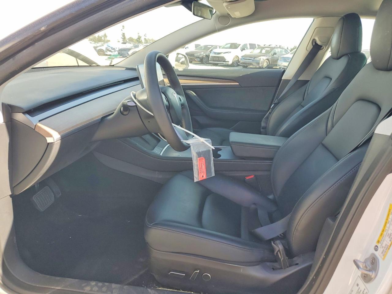 2023 Tesla Model 3 - zdjęcie 7