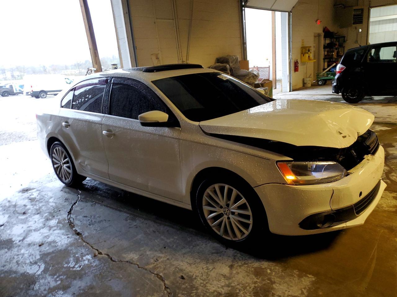 2014 Volkswagen Jetta Tdi - zdjęcie 4