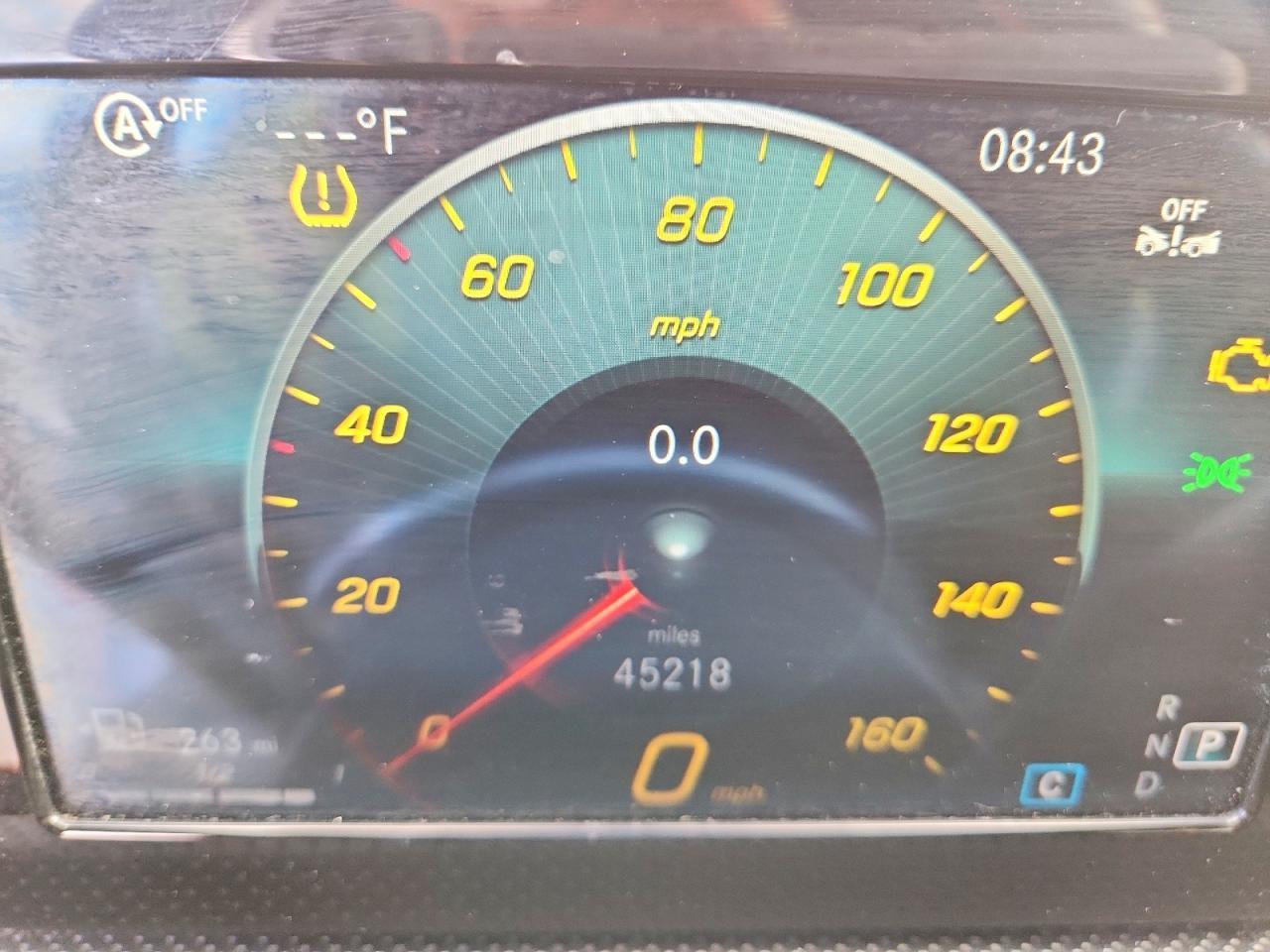 2021 Mercedes-Benz A 220 - zdjęcie 9