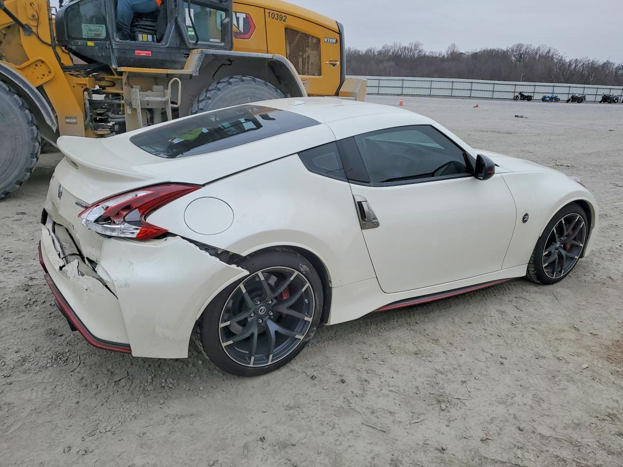 2019 Nissan 370Z Nismo - zdjęcie 3