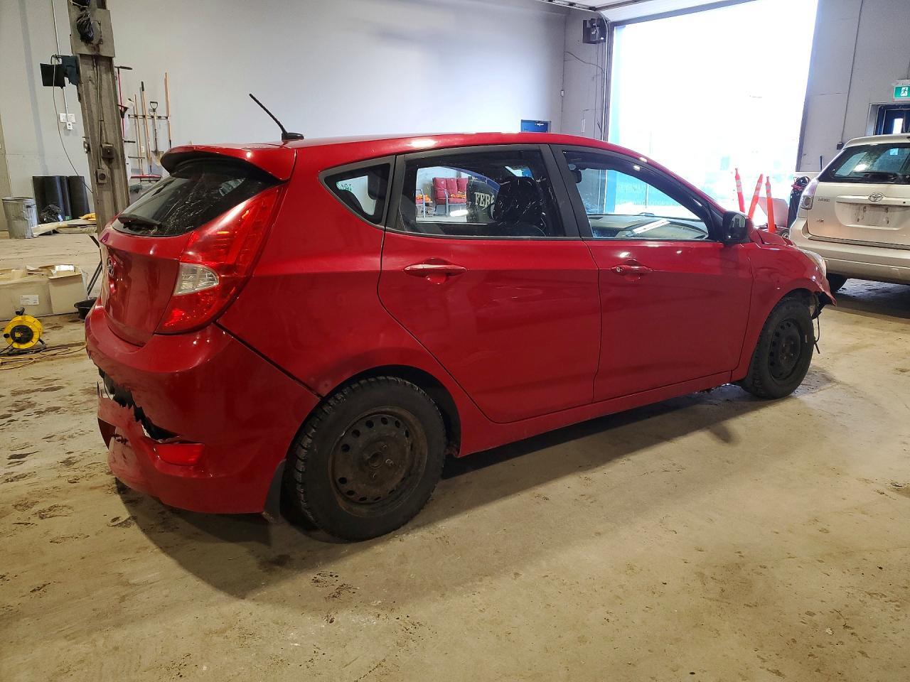 2014 Hyundai Accent Se - zdjęcie 3