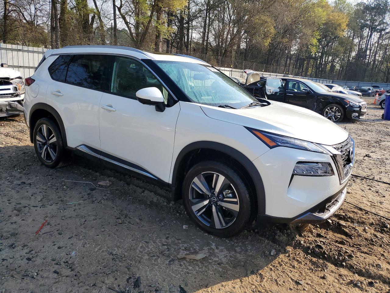 2022 Nissan Rogue Sl - zdjęcie 4