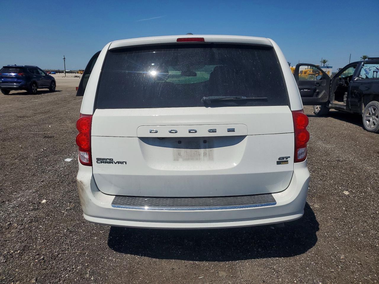 2019 Dodge Grand Caravan Gt - zdjęcie 6
