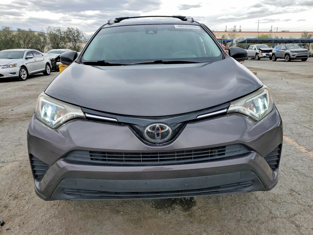 2017 Toyota Rav4 Le - zdjęcie 5