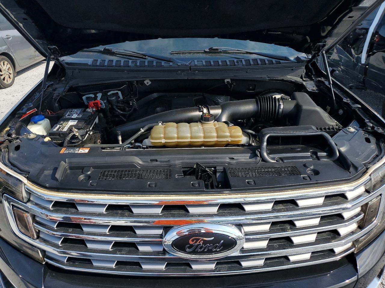 2020 Ford Expedition Limited - zdjęcie 12