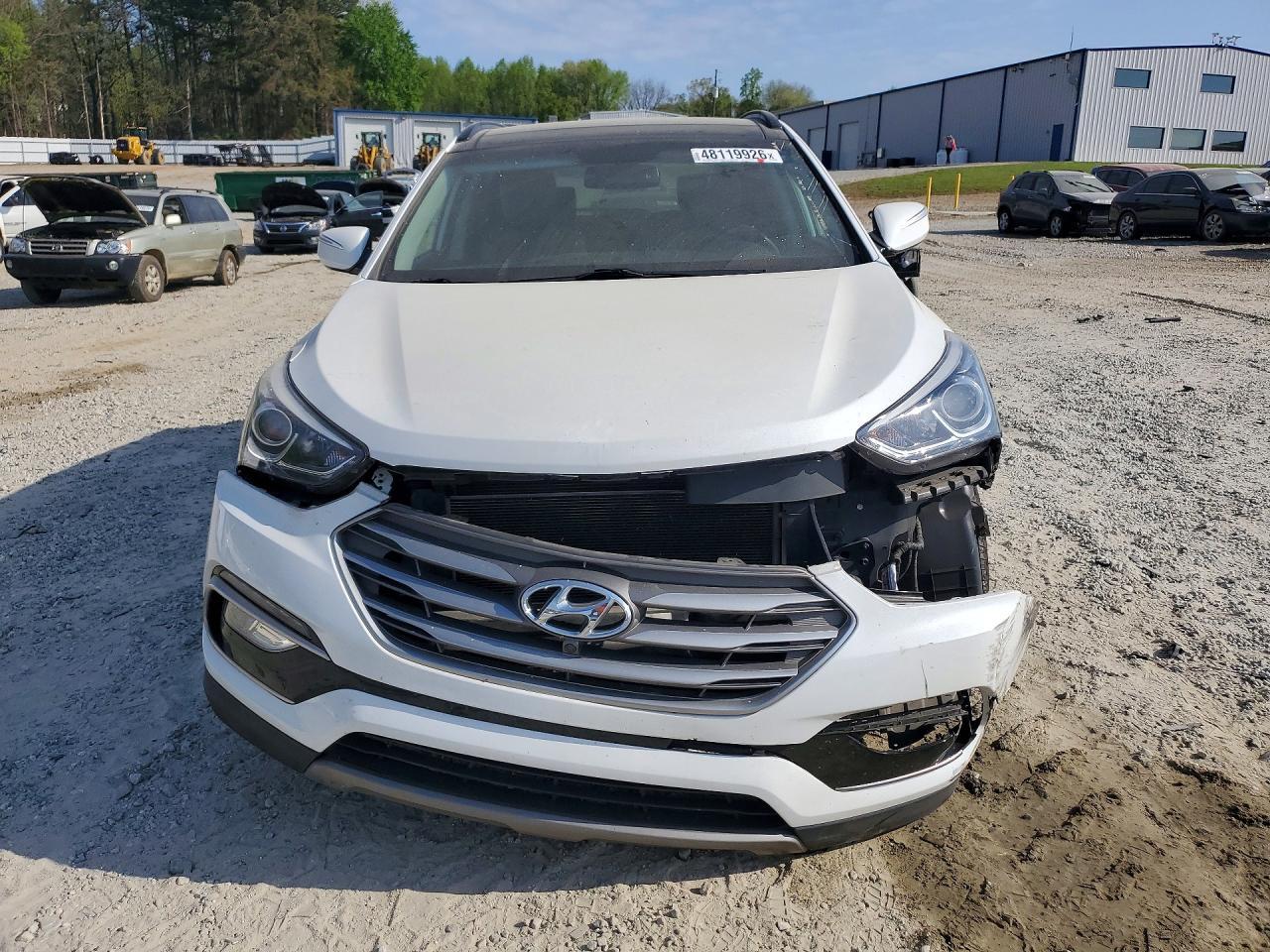2017 Hyundai Santa Fe Sport 2.4L - zdjęcie 5