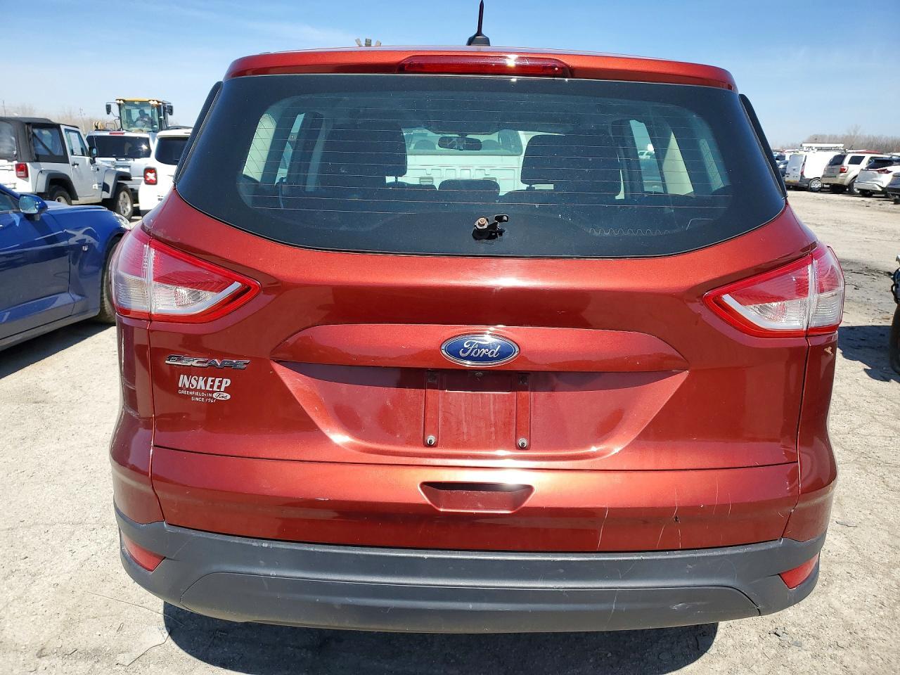 2016 Ford Escape S - zdjęcie 6