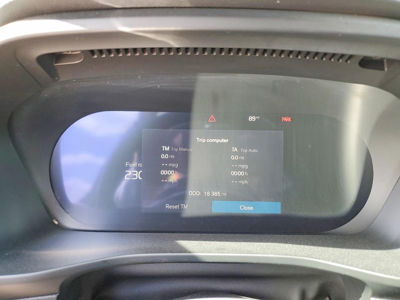 2025 Volvo Xc40 Core - zdjęcie 9