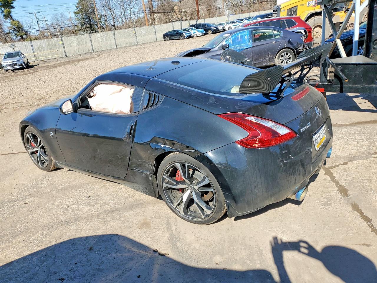 2019 Nissan 370Z Sport Touring - zdjęcie 2