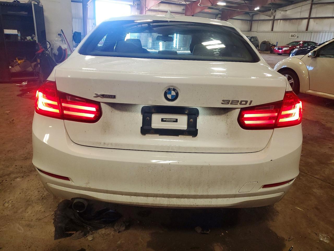 2013 BMW 320 I xDrive - zdjęcie 6