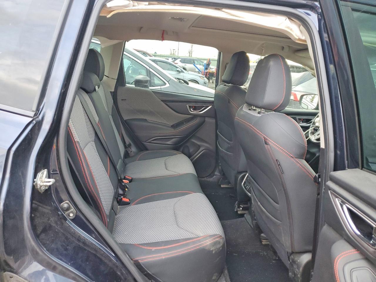 2021 Subaru Forester Sport - zdjęcie 11