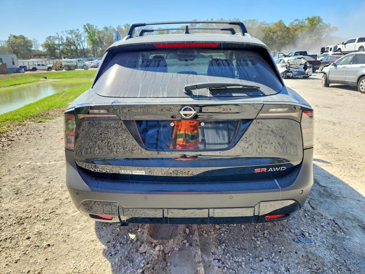 2025 Nissan Kicks Sr - zdjęcie 6