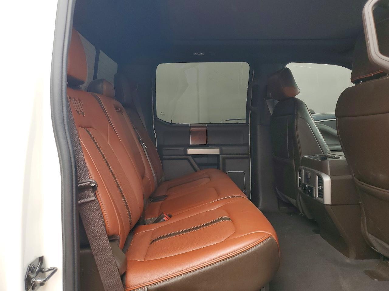 2022 Ford F250 Super Duty - zdjęcie 10