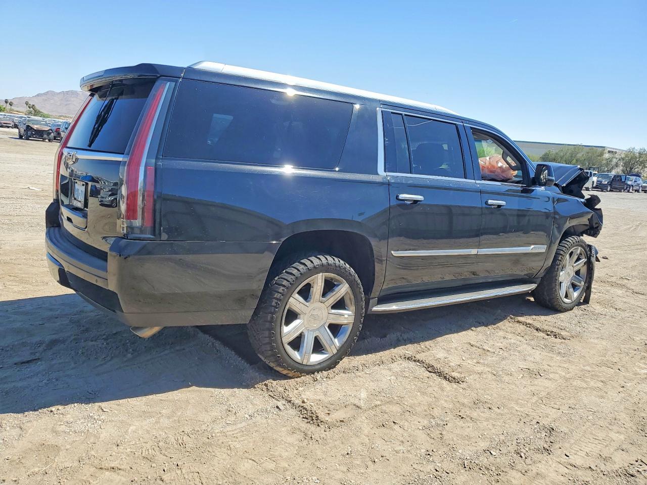 2016 Cadillac Escalade Esv Luxury - zdjęcie 3
