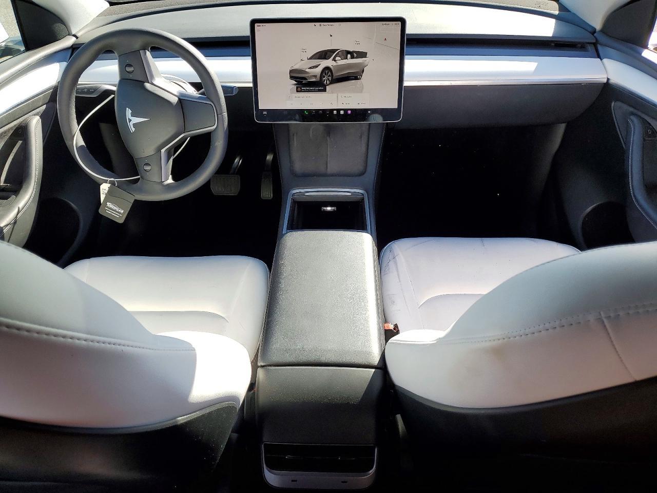 2022 Tesla Model Y - zdjęcie 8