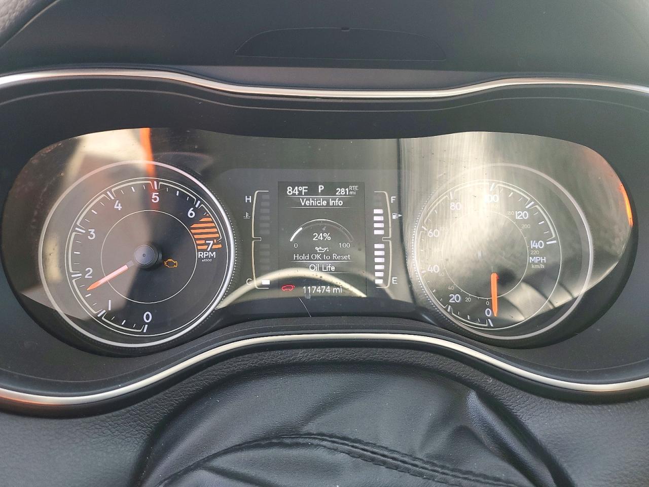 2019 Jeep Cherokee Latitude - zdjęcie 9