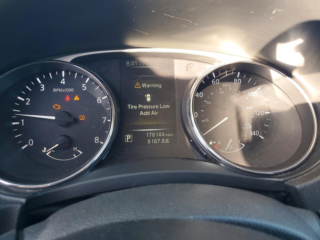 2014 Nissan Rogue Sv - zdjęcie 9