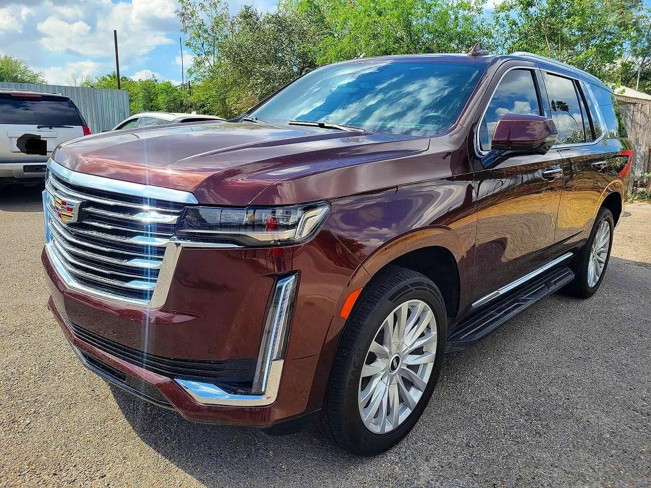 2023 Cadillac Escalade Luxury - zdjęcie 2