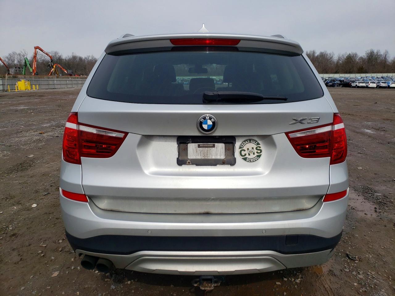 2016 BMW X3 xDrive28I - zdjęcie 6