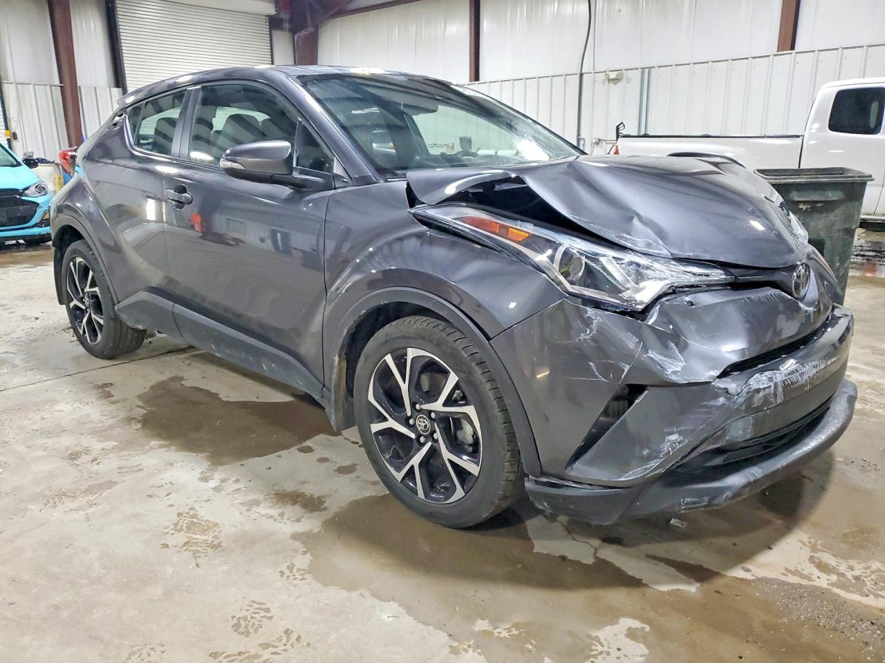 2018 Toyota C-Hr Xle Premium - zdjęcie 4