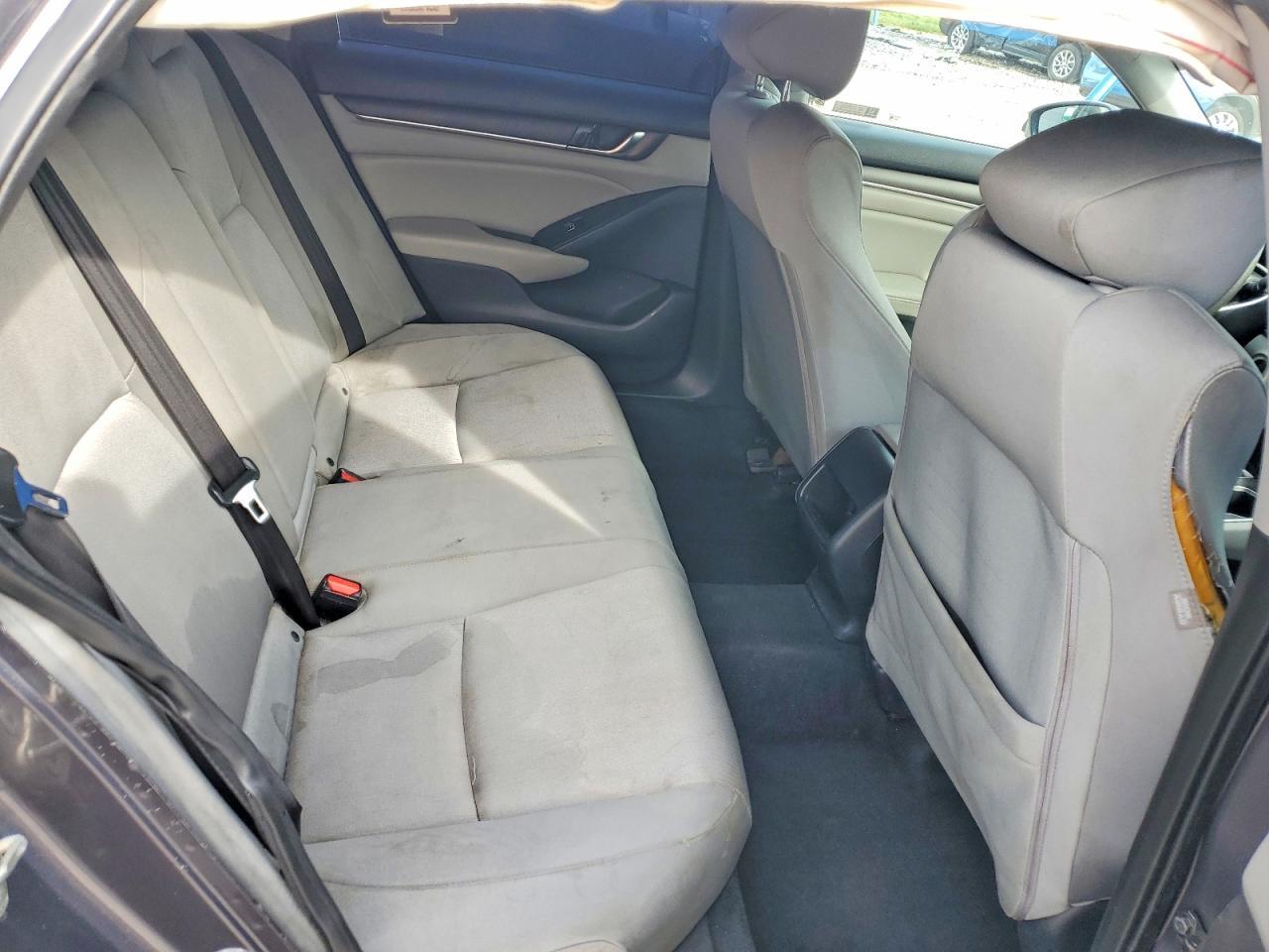 2019 Honda Accord Lx - zdjęcie 10