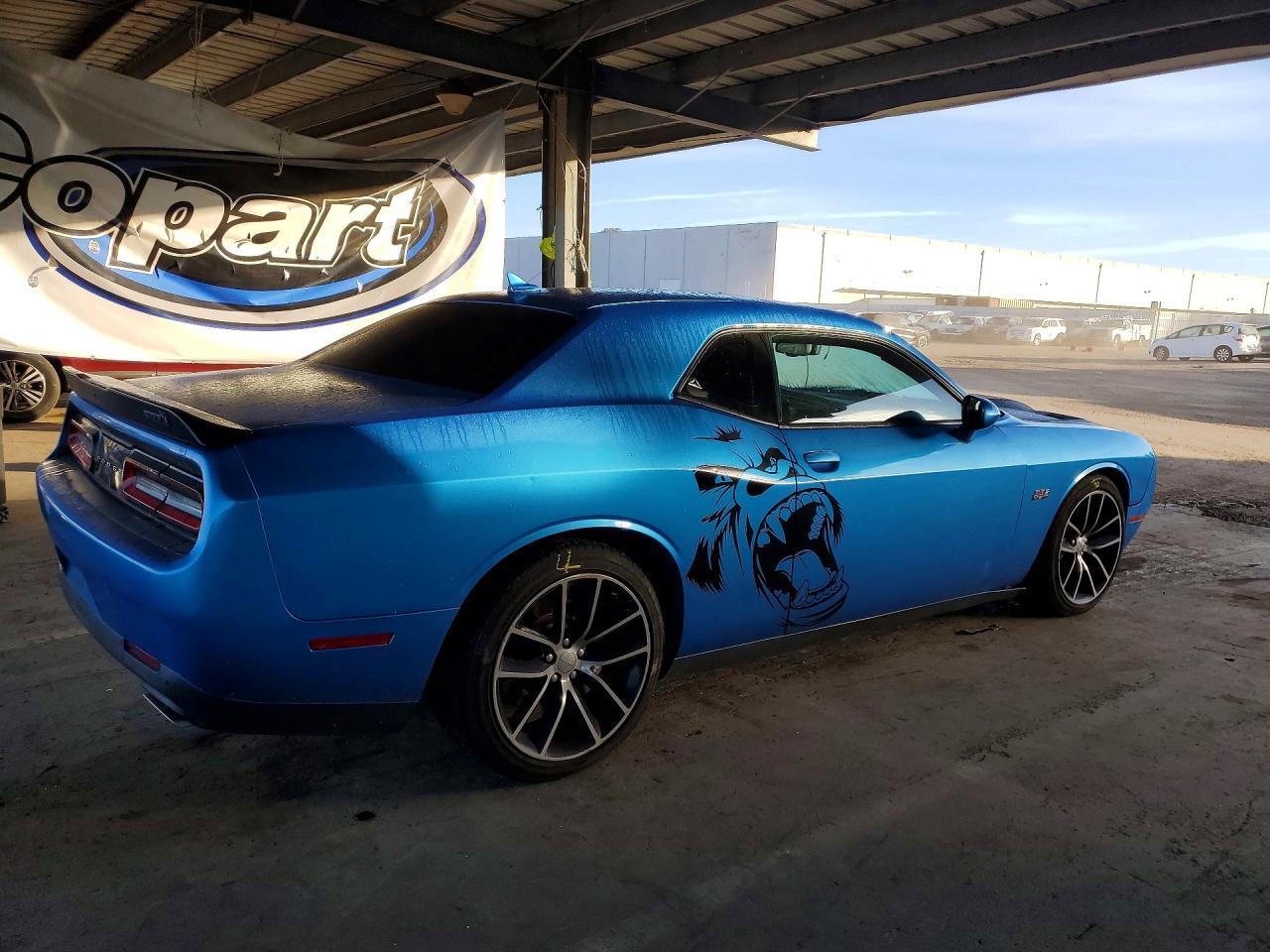 2016 Dodge Challenger R - zdjęcie 3