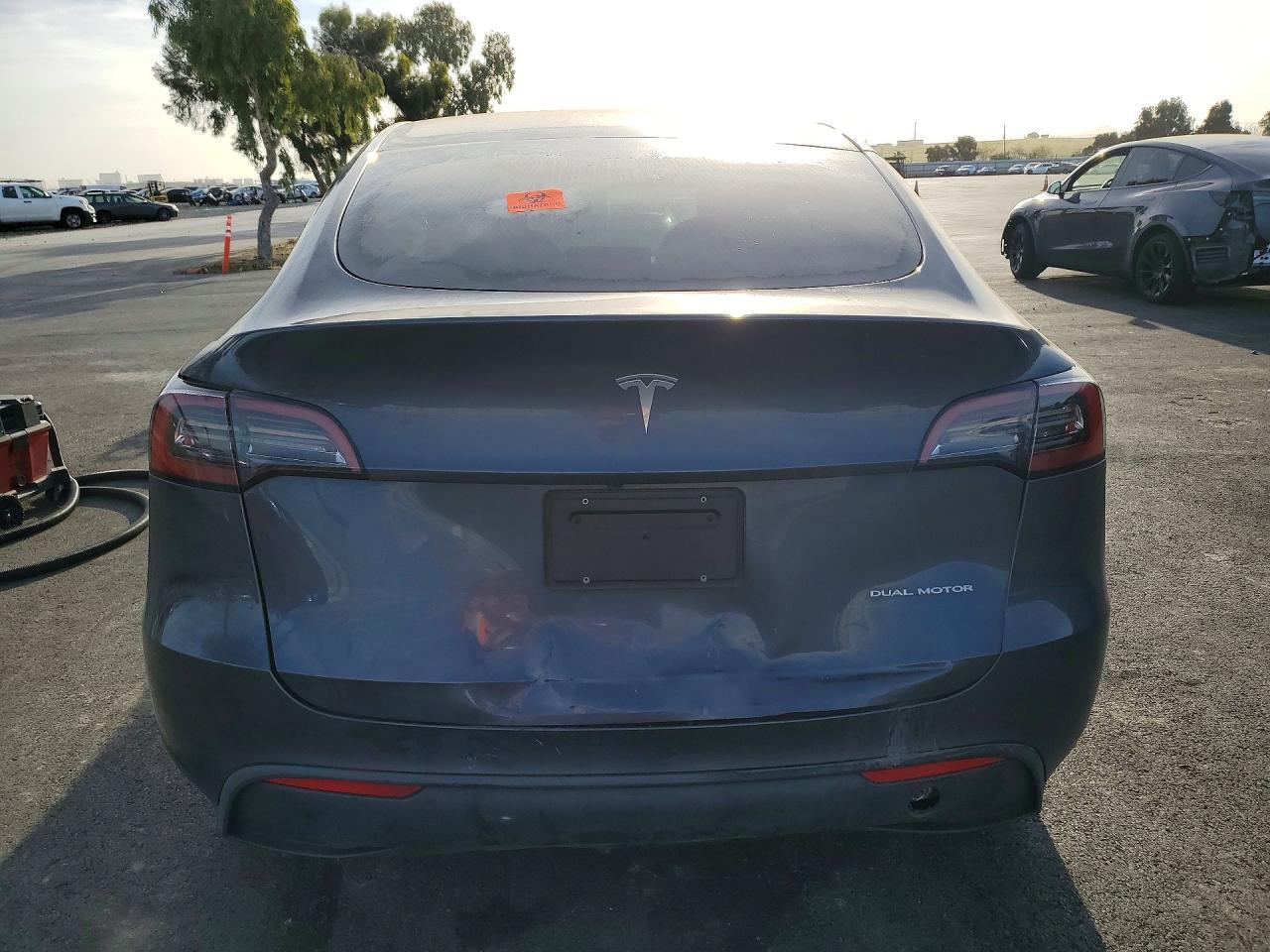 2023 Tesla Model Y - zdjęcie 6