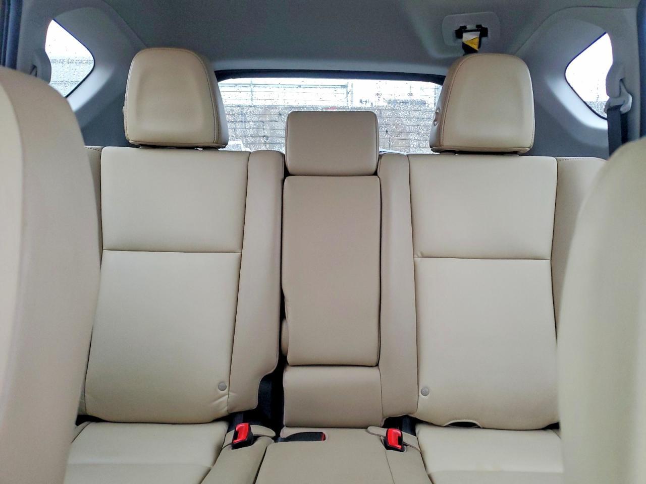 2015 Toyota Rav4 Limited - zdjęcie 10