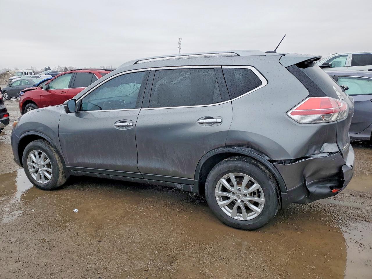 2014 Nissan Rogue S - zdjęcie 2