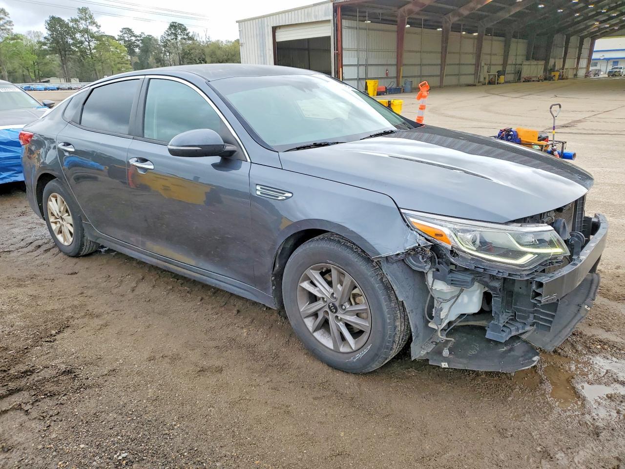 2020 Kia Optima Lx - zdjęcie 4