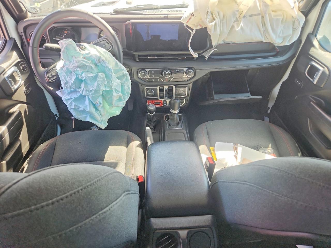 2025 Jeep Wrangler Rubicon - zdjęcie 8