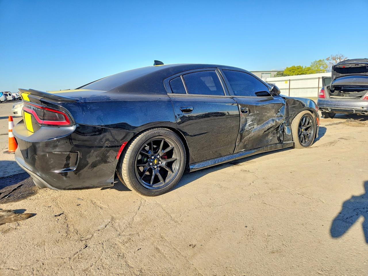 2019 Dodge Charger R - zdjęcie 4