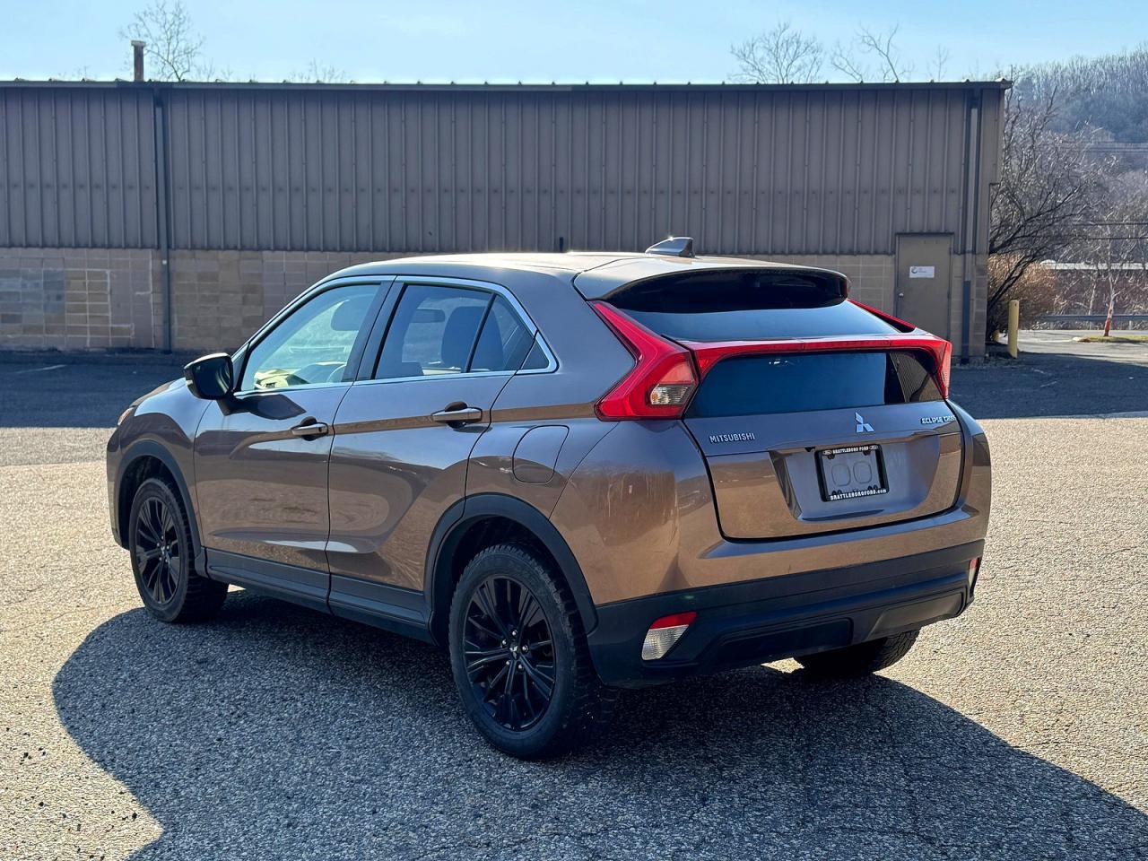 2019 Mitsubishi Eclipse Cross Le - zdjęcie 3