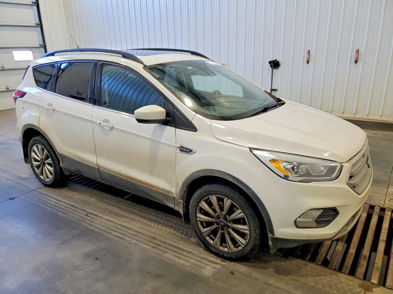2019 Ford Escape Sel - zdjęcie 4