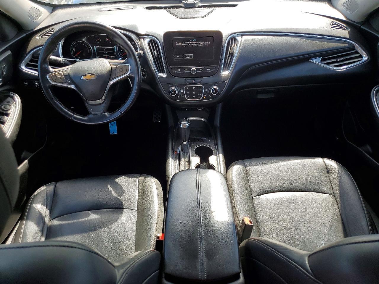 2018 Chevrolet Malibu Hybrid - zdjęcie 8