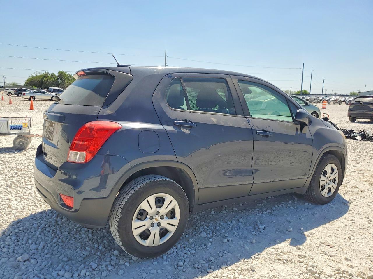 2018 Chevrolet Trax Ls - zdjęcie 3