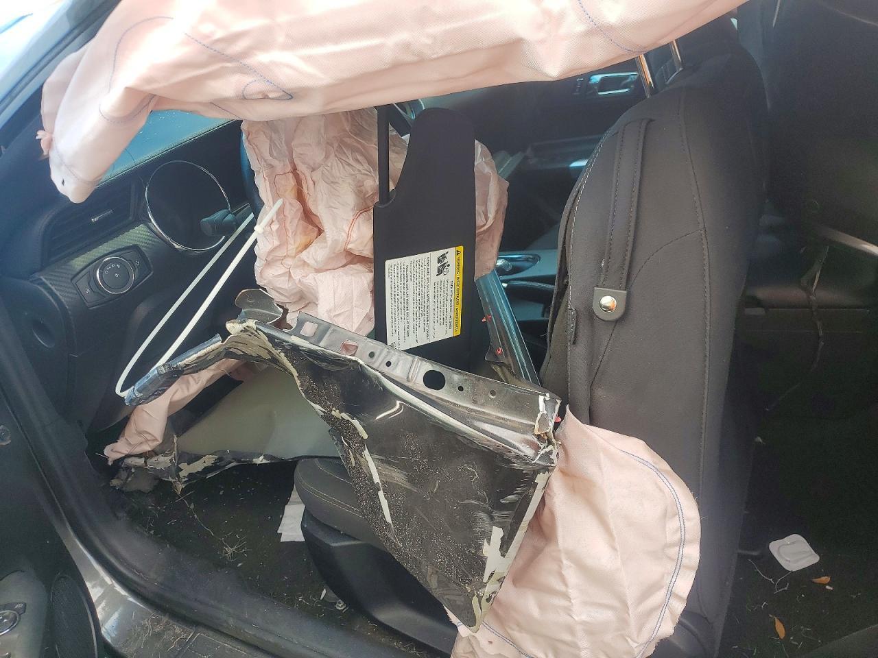 2017 Ford Mustang - zdjęcie 7